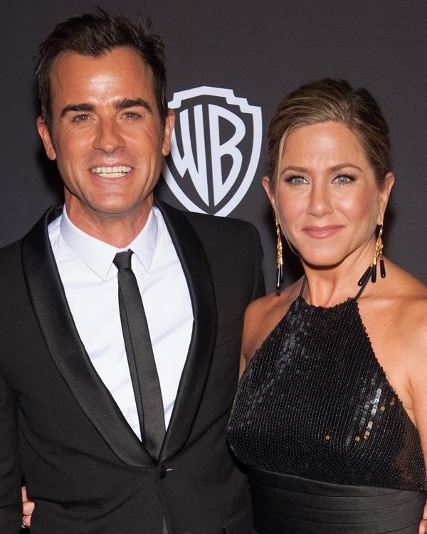 Jen & Justin take a lot of pictures