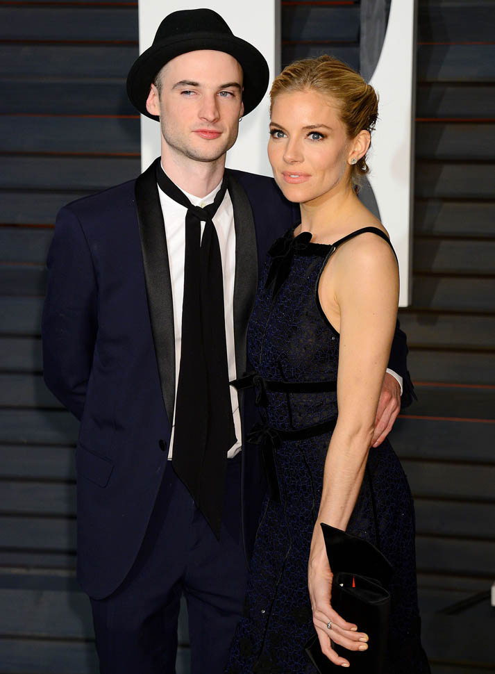 Sienna single, Ben single