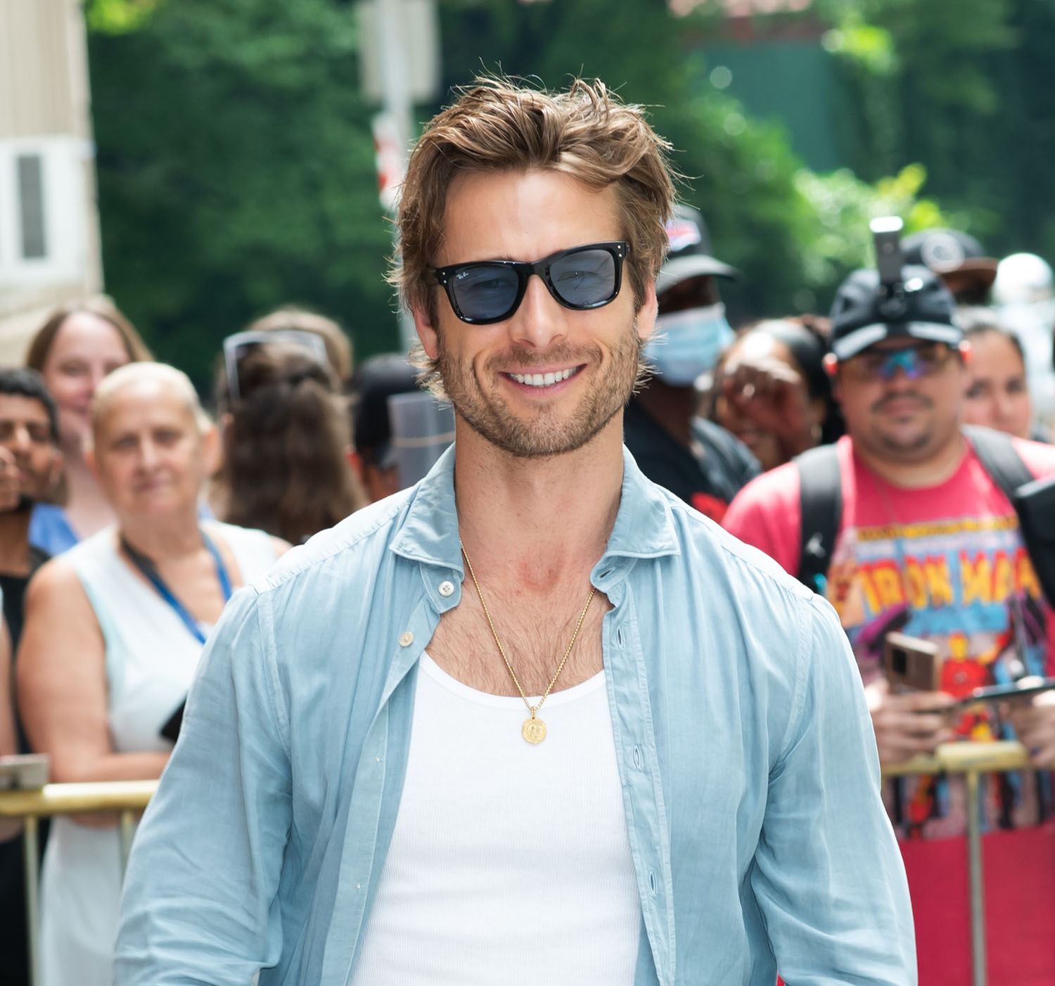 Glen Powell and Daisy Edgar-Jones in Twisters