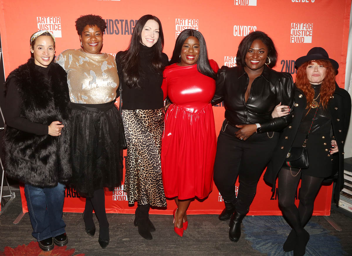 Celebrity Social Media, November 25, 2021