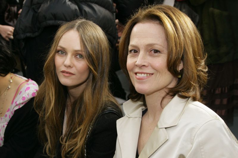Vanessa Paradis vs the Generic Blondes