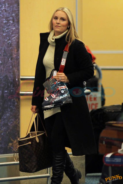 The Poster Girl arrives & the Opening Ceremony