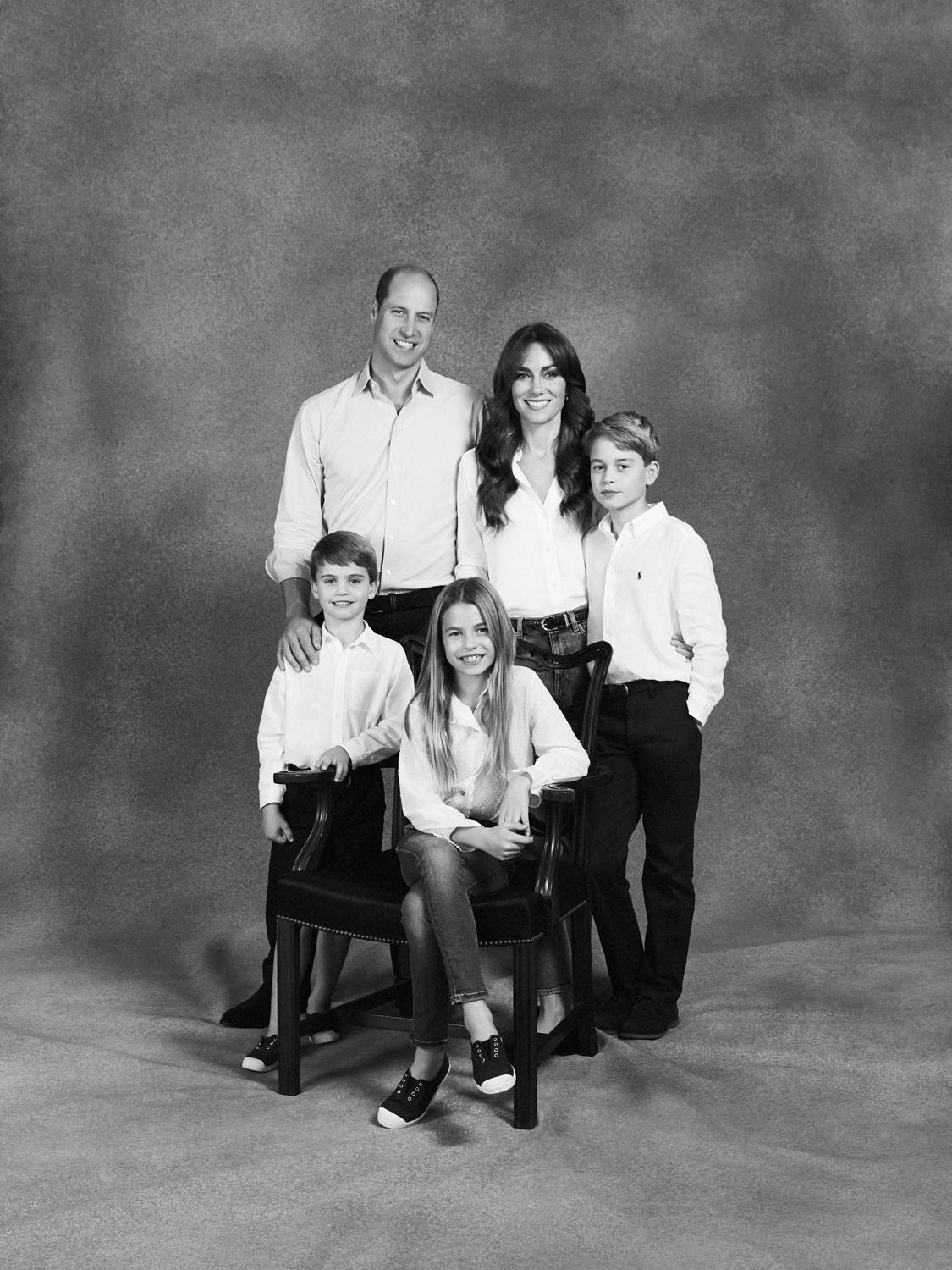 Will & Kate’s “Quiet Luxury” Christmas Card