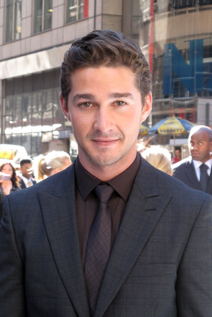 Love & Money ring the bell