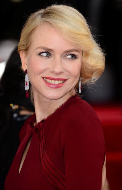 Globes Best Red: Naomi Watts