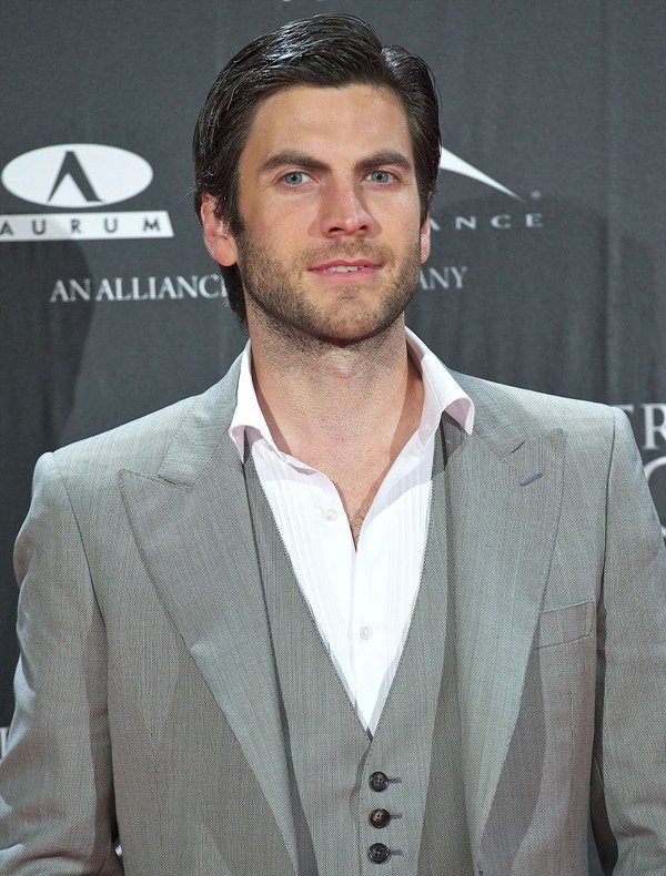Wes Bentley Bruce Wayne?
