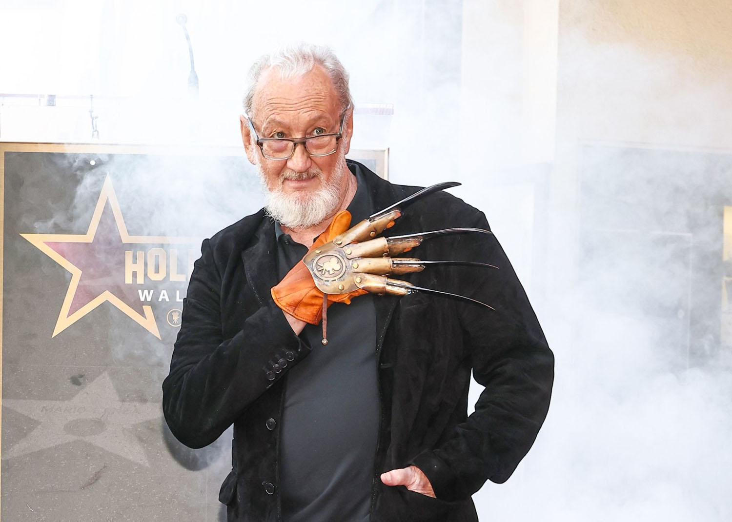 Robert Englund’s spooky star