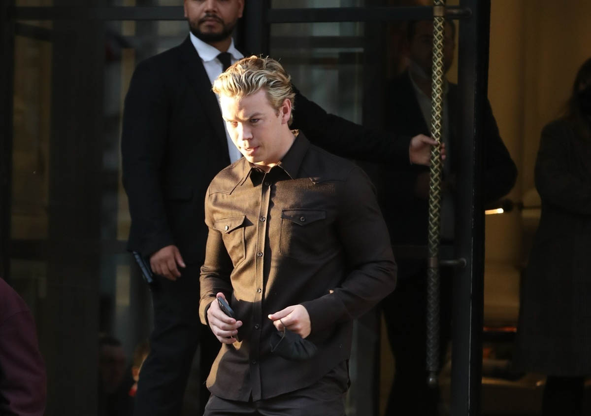 Intro for October 28, 2021