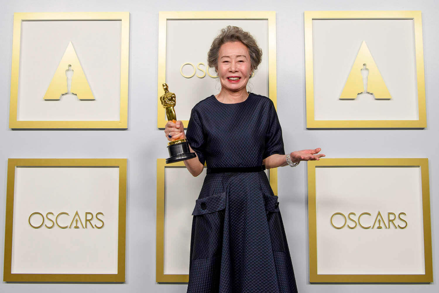 Youn Yuh-jung: The Oscar Asian Mom