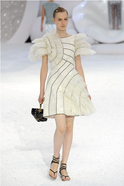 Paris Fashion Week: Chanel S/S 2012