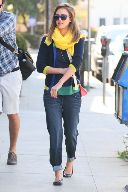 Sasha Finds: Jessica Alba’s cardigan