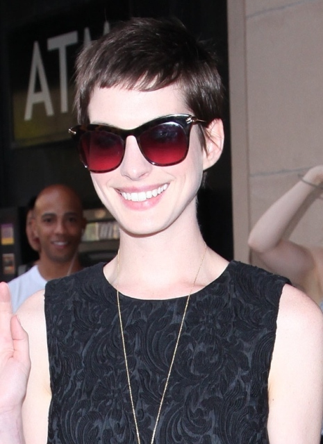 Carpets & Candids: Anne Hathaway envy