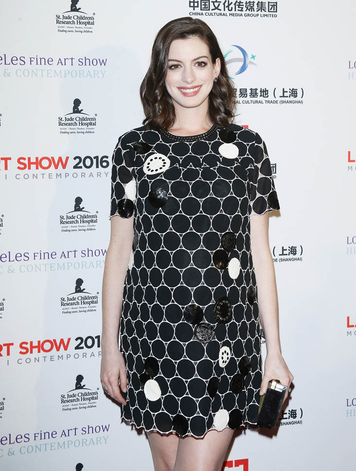 Carpets & Candids: Annie’s honeycomb dress