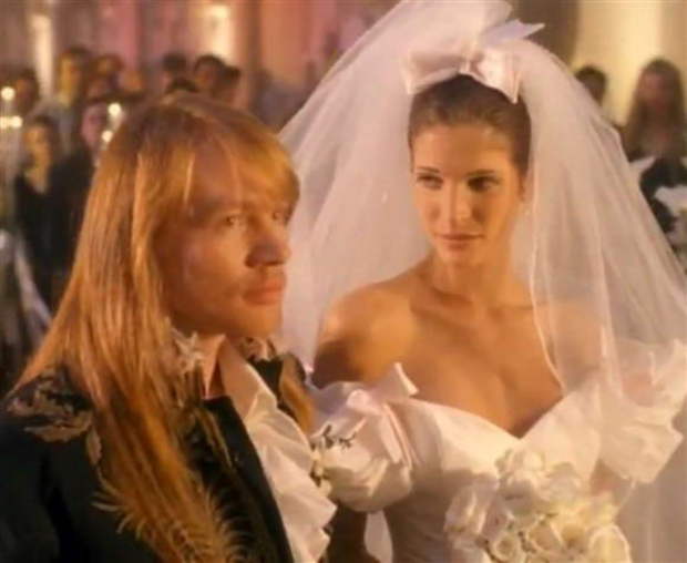 Sasha Answers: Drugs at my wedding