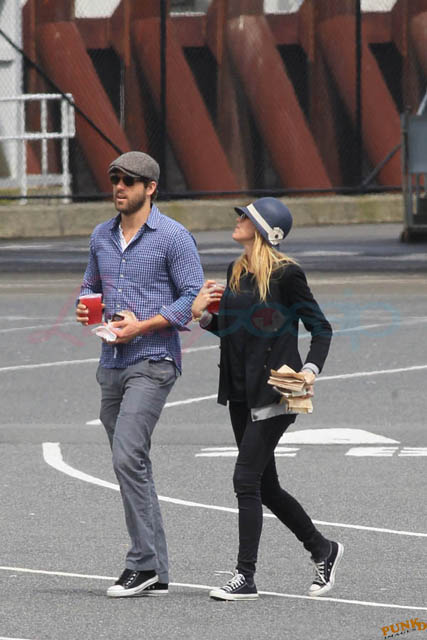 Sasha Finds: Blake Lively’s Vancouver hat