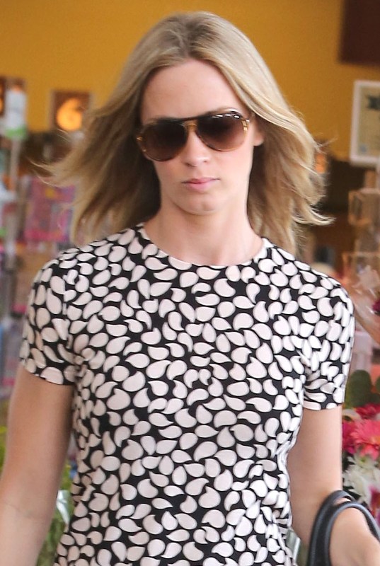Carpets & Candids: Emily’s patterned top