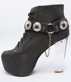 Sasha’s INTO IT: Boot Harness