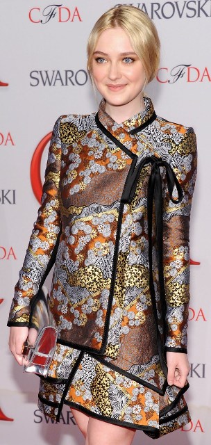 Carpets & Candids: Dakota Fanning Asian suit