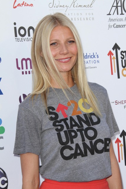 Carpets & Candids: Gwyneth Paltrow at the Stand up to Cancer event