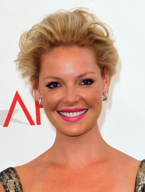 Carpets & Candids: Heigl’s hair & makeup problems