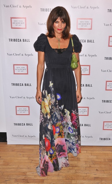 Carpets & Candids: Helena’s puke green bag