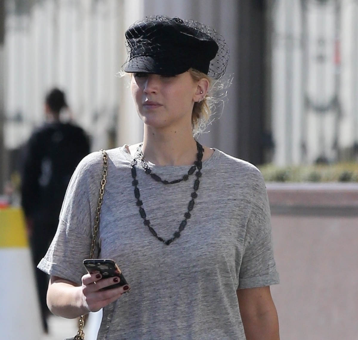 Carpets & Candids: Jennifer’s black hat