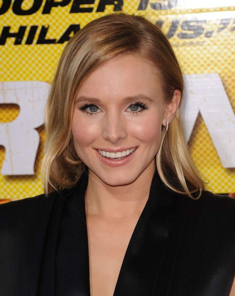 Carpets & Candids: Kristen Bell’s black pantsuit