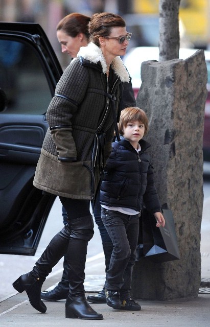 Carpets & Candids: Linda Evangelista great coat and boots