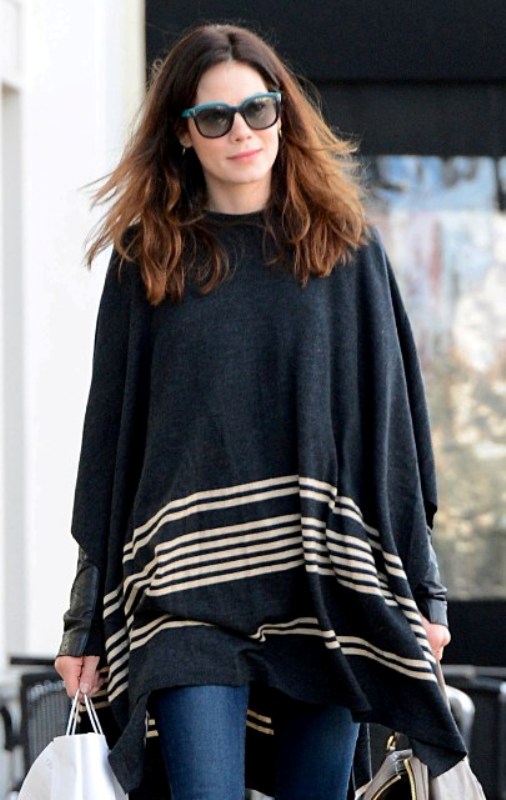 Carpets & Candids: Michelle’s poncho