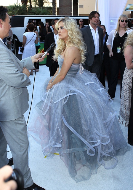 Carpets & Candids: The never understated Carrie Underwood