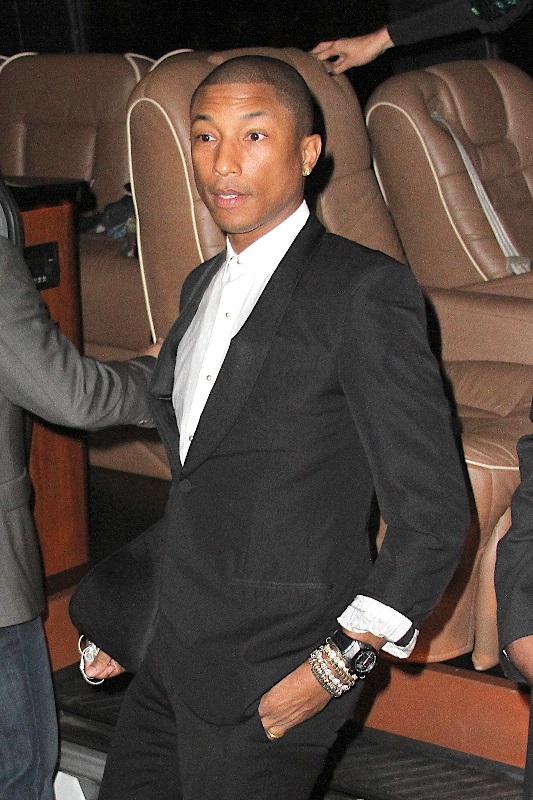 Carpets & Candids: Pharrell’s no socks and short pants