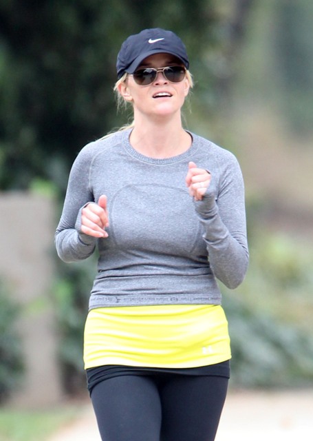 Carpets & Candids: Reese Witherspoon running