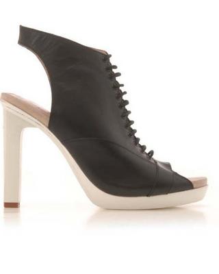 Sasha’s INTO IT: Aldo X Preen Collection