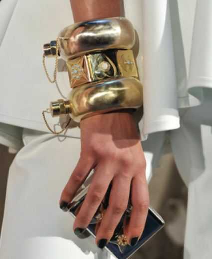 SASHA’s INTO IT: Cynthia Rowley Flask Bangle