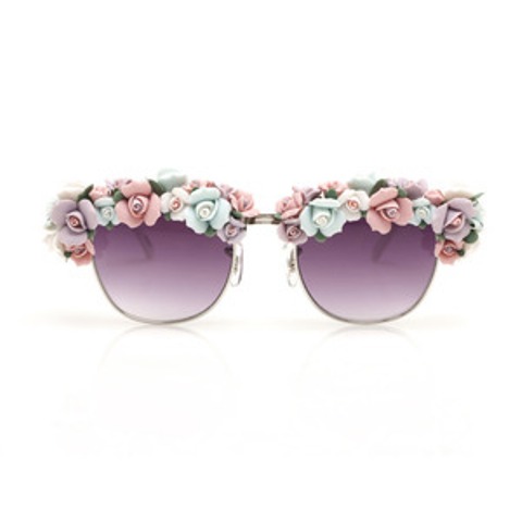 Sasha’s INTO IT: a-morir Sunglasses