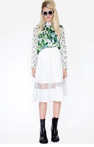 Sasha’s INTO IT: Pixie Market White Midi Skirt