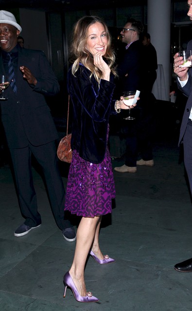 Carpets & Candids: SJP’s purple on purple