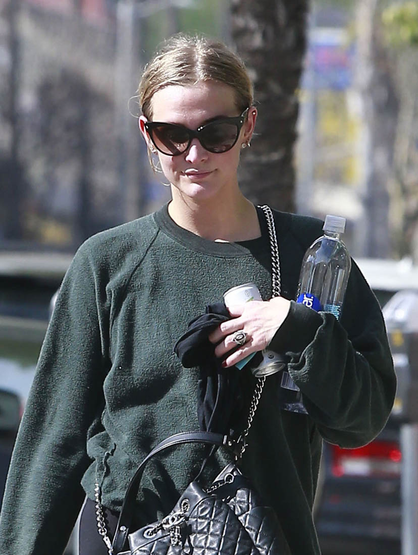 Smutty Fitness: Gliders