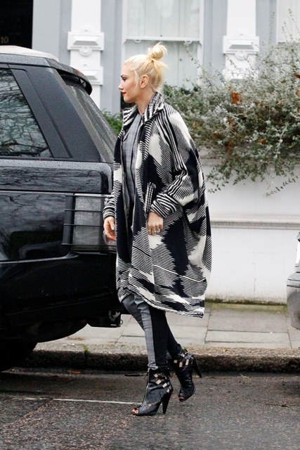 Carpets & Candids: Gwen’s optical illusion pants