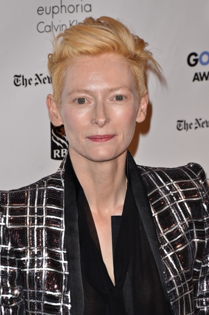 Carpets & Candids: Tilda wears something wearable